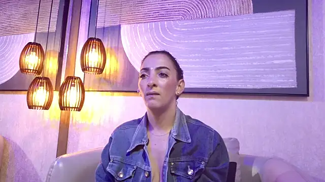 lissa palmer online show from October 17, 2025, 3:10 am