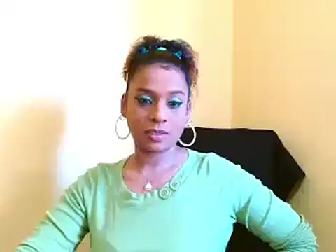 1fiestyalpha online show from October 9, 2025, 11:19 am