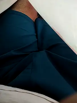 Tamil small cock online show from March 18, 2025, 7:20 pm