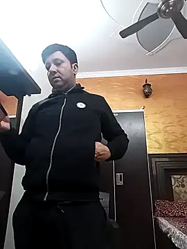 Snapshot of innocentboy1987 chatting on March 3, 2025, 5:09 am innocentboy1987 online show from March 3, 2025, 5:09 am