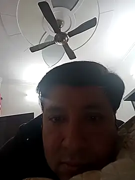 Snapshot of innocentboy1987 chatting on March 10, 2025, 8:37 am innocentboy1987 online show from March 10, 2025, 8:37 am