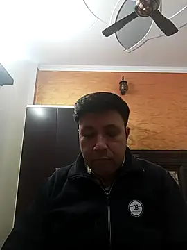 Snapshot of innocentboy1987 chatting on November 24, 2025, 5:07 am innocentboy1987 online show from November 24, 2025, 5:07 am