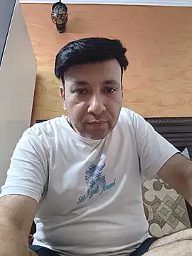 Snapshot of innocentboy1987 chatting on June 14, 2026, 9:00 am innocentboy1987 online show from June 14, 2026, 9:00 am