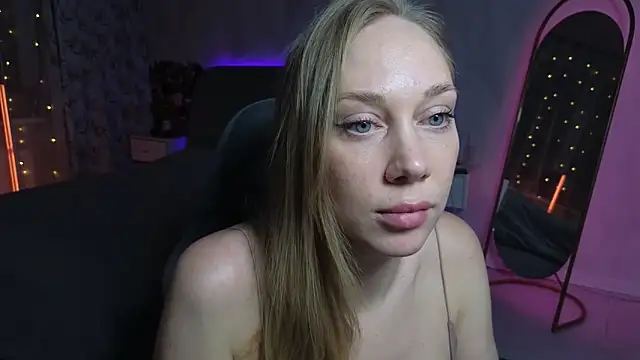 Snapshot of Engel_13 chatting on February 7, 2026, 4:43 pm Engel 13 online show from February 7, 2026, 4:43 pm