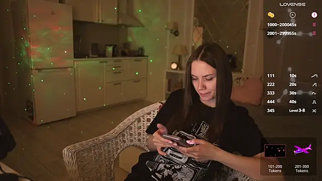 Snapshot of alexa_feels_ chatting on February 19, 2025, 9:14 pm alexa feels  online show from February 19, 2025, 9:14 pm