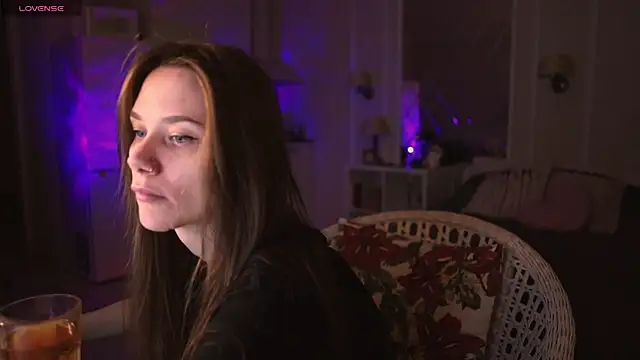 Snapshot of alexa_feels_ chatting on March 5, 2025, 4:46 pm alexa feels  online show from March 5, 2025, 4:46 pm