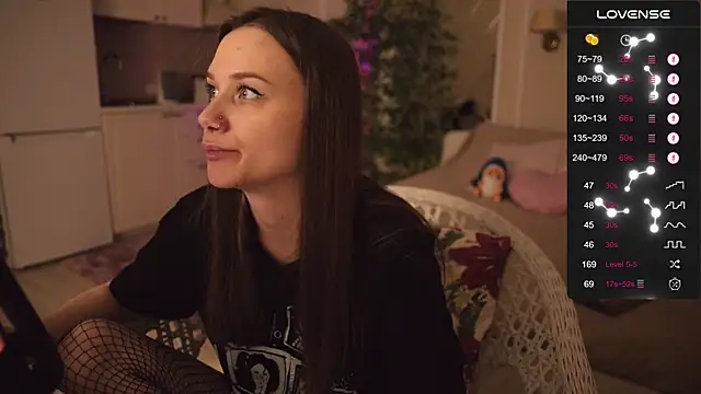 Snapshot of alexa_feels_ chatting on October 10, 2025, 4:06 pm alexa feels  online show from October 10, 2025, 4:06 pm