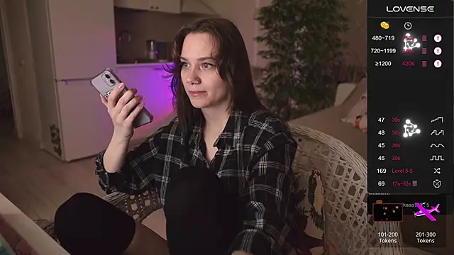 Snapshot of alexa_feels_ chatting on October 17, 2025, 3:58 pm alexa feels  online show from October 17, 2025, 3:58 pm