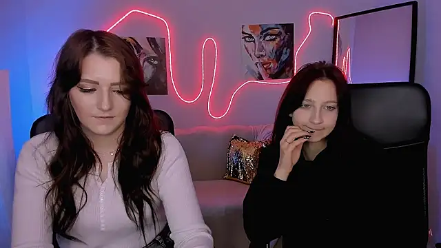 catherine kitty online show from February 4, 2026, 8:14 pm