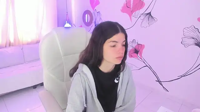 Snapshot of Isabela_Fiorelli chatting on March 3, 2025, 12:27 pm Isabela Fiorelli online show from March 3, 2025, 12:27 pm