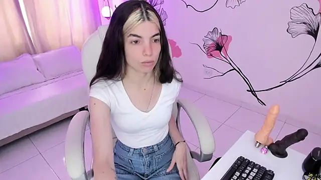 Snapshot of Isabela_Fiorelli chatting on September 29, 2025, 3:39 pm Isabela Fiorelli online show from September 29, 2025, 3:39 pm