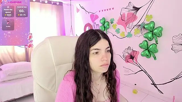 Isabela Fiorelli online show from March 21, 2026, 1:16 pm