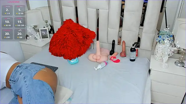 Snapshot of AgathaBladee chatting on March 12, 2025, 7:28 pm AgathaBladee online show from March 12, 2025, 7:28 pm