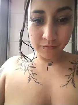 cherryy bombshelll online show from May 15, 2026, 3:13 am