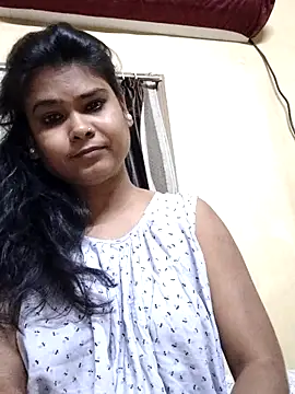 BOLDBEAUTY09 online show from March 3, 2025, 1:42 am