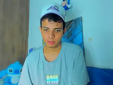 Snapshot of Alessandro_1610 chatting on March 6, 2025, 5:14 am Alessandro 1610 online show from March 6, 2025, 5:14 am