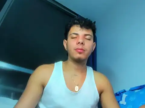 Snapshot of Alessandro_1610 chatting on September 24, 2025, 6:50 am Alessandro 1610 online show from September 24, 2025, 6:50 am