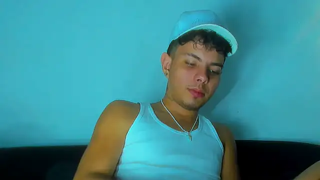 Snapshot of Alessandro_1610 chatting on February 7, 2026, 3:10 am Alessandro 1610 online show from February 7, 2026, 3:10 am