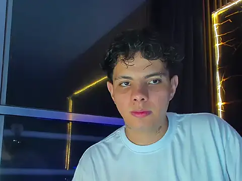 Alessandro 1610 online show from July 7, 2026, 6:47 am
