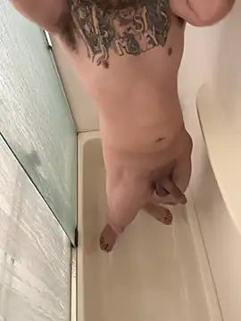 bigdickbigdaddy7373 online show from March 5, 2026, 9:33 pm