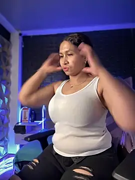 Snapshot of Carola-Ross chatting on March 1, 2025, 1:22 am Carola-Ross online show from March 1, 2025, 1:22 am