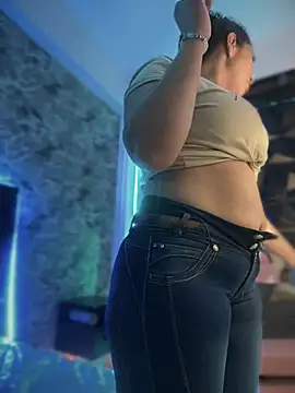 Snapshot of Carola-Ross chatting on March 6, 2025, 5:46 am Carola-Ross online show from March 6, 2025, 5:46 am