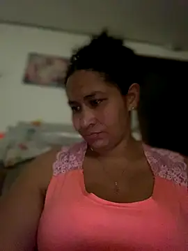 Snapshot of Carola-Ross chatting on September 18, 2025, 5:48 pm Carola-Ross online show from September 18, 2025, 5:48 pm