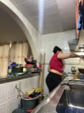 Snapshot of Carola-Ross chatting on September 24, 2025, 6:33 pm Carola-Ross online show from September 24, 2025, 6:33 pm