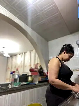 Snapshot of Carola-Ross chatting on September 27, 2025, 6:13 pm Carola-Ross online show from September 27, 2025, 6:13 pm