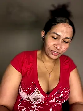 Snapshot of Carola-Ross chatting on October 3, 2025, 5:54 pm Carola-Ross online show from October 3, 2025, 5:54 pm