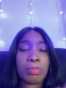 Snapshot of blackgril12 chatting on March 15, 2025, 5:08 am blackgril12 online show from March 15, 2025, 5:08 am