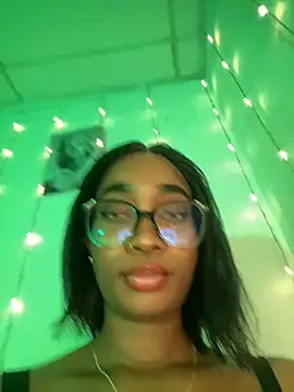 Snapshot of blackgril12 chatting on March 18, 2025, 1:43 am blackgril12 online show from March 18, 2025, 1:43 am