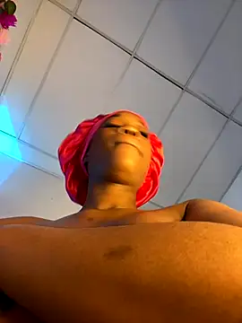 Snapshot of blackgril12 chatting on October 17, 2025, 11:35 am blackgril12 online show from October 17, 2025, 11:35 am