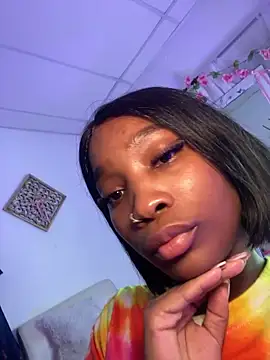 Snapshot of blackgril12 chatting on February 8, 2026, 11:30 pm blackgril12 online show from February 8, 2026, 11:30 pm