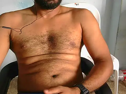Snapshot of YOX22 chatting on July 28, 2026, 2:13 pm YOX22 online show from July 28, 2026, 2:13 pm