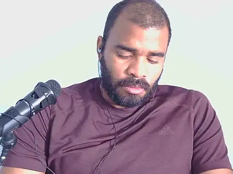 Snapshot of YOX22 chatting on August 4, 2026, 1:25 pm YOX22 online show from August 4, 2026, 1:25 pm