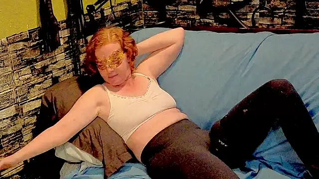 Scarlett Switch online show from March 29, 2026, 1:16 am