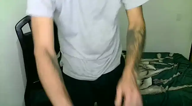 Snapshot of chocolatino16 chatting on March 20, 2025, 5:24 am chocolatino16 online show from March 20, 2025, 5:24 am