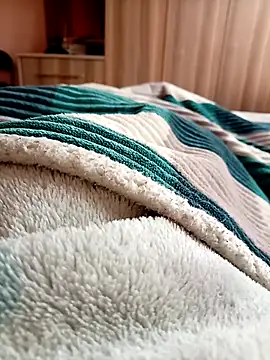 Snapshot of Cumboy2567 chatting on September 24, 2025, 10:18 am Cumboy2567 online show from September 24, 2025, 10:18 am