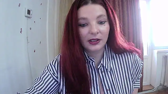 caty33 online show from February 24, 2025, 10:59 am