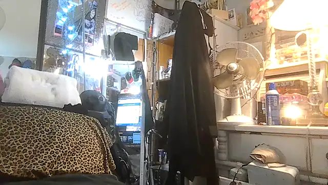 ShysluutGia online show from October 7, 2025, 9:28 am