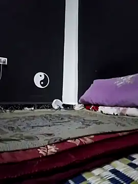 Adem usr online show from February 14, 2025, 7:12 pm