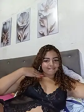 Snapshot of jade_Hellena chatting on June 4, 2026, 5:08 pm jade Hellena online show from June 4, 2026, 5:08 pm