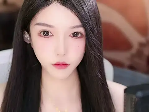 vv-77 online show from November 23, 2025, 5:24 pm