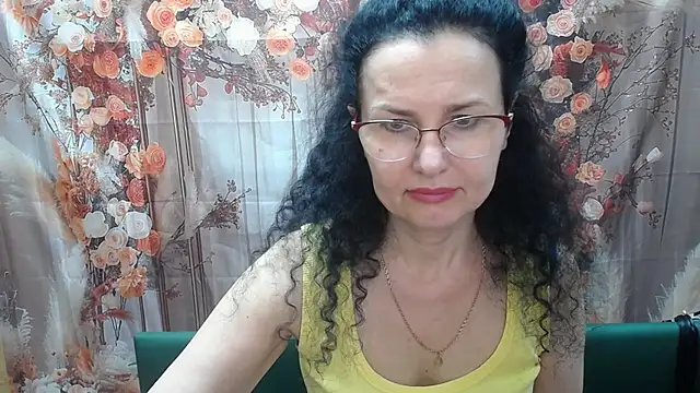 Miroslava Happi online show from July 5, 2026, 6:20 am
