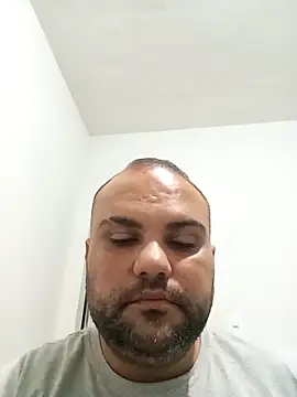Snapshot of Felipe_OwnZ chatting on October 25, 2025, 4:31 am Felipe OwnZ online show from October 25, 2025, 4:31 am