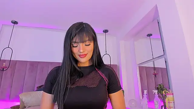 emmiily z online show from May 16, 2026, 8:07 pm