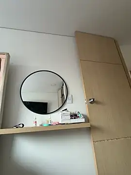 KarolVega- online show from November 11, 2025, 2:50 pm