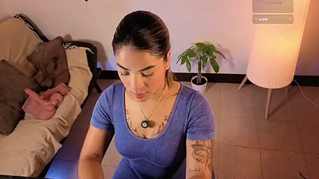 Maryybellax online show from April 2, 2026, 10:51 pm