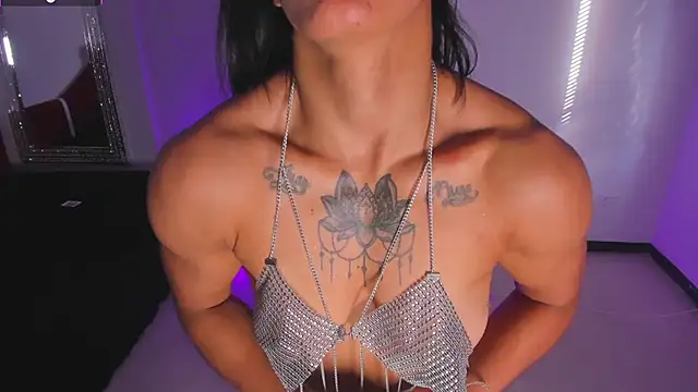 cristal crossfitx online show from March 19, 2025, 12:23 pm